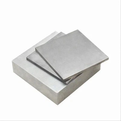 Skæring af titanium plader